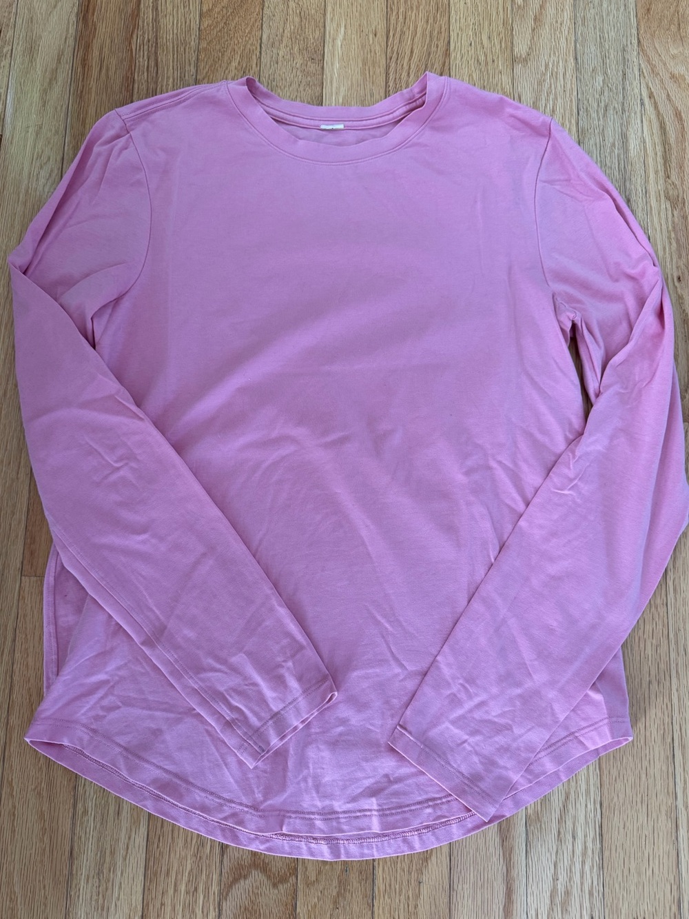 lululemon athletica Long Sleeve Crew in Light Pink